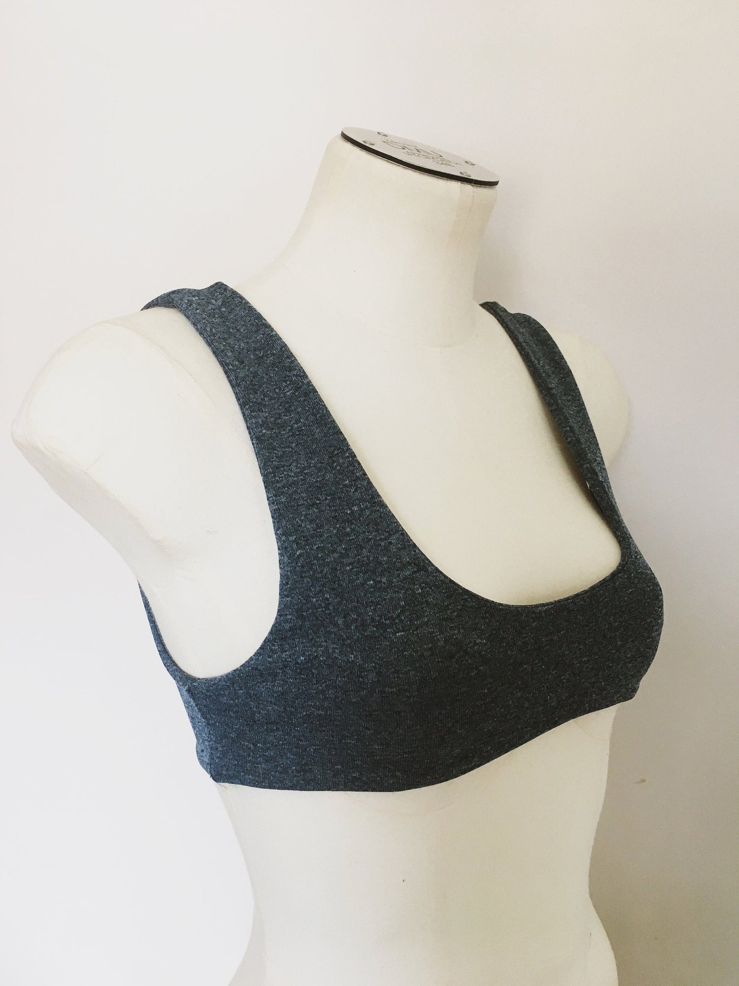 Reversible Sport Bra Top Sewing Pattern, 8 Sizes XS-4XL, Instant Download