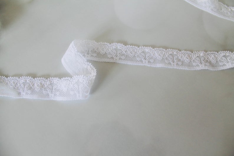 Narrow Stretch Lace Trim in a choice of colours